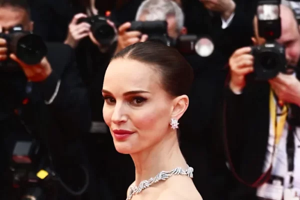 Natalie Portman Aibua Gumzo Baada ya Kutangaza Ujauzito wa Tatu