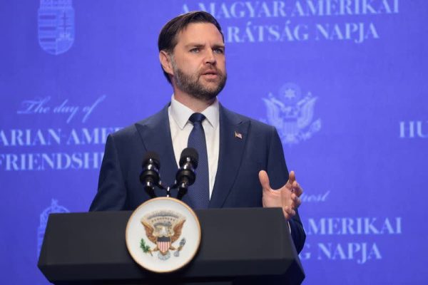 Mashambulizi ya Marekani Kharg Island Yaibua Mjadala Mpya Iran