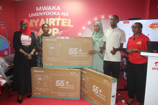 Airtel Yahamasisha Malipo ya Kidijitali, Mwalimu Ashinda Mazda ya Tatu