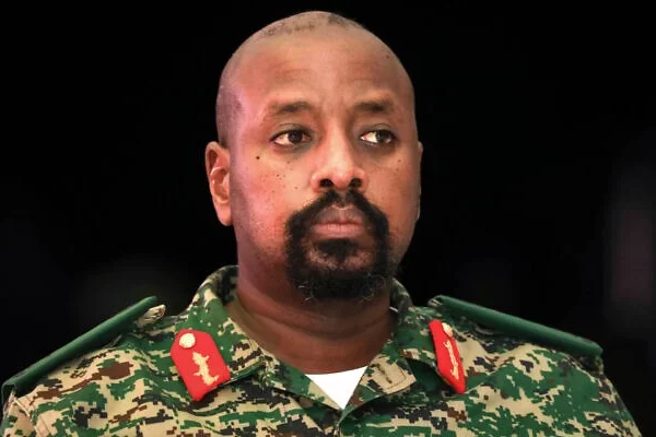 Mkuu wa Majeshi Uganda Awapa Iran Siku Saba Kuwaomba Radhi