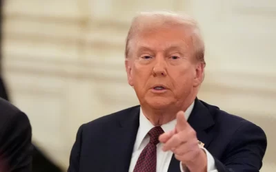 Trump Atangaza Kuishambulia Iran Kwa Nguvu Kubwa Kabla ya Kumaliza Vita Ndani ya Wiki 2–3 - Global Publishers