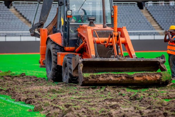 Pitch Ya Uwanja wa Benjamin Mkapa Yafanyiwa Marekebisho – Picha