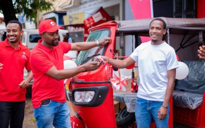 Airtel Yampa Mkazi wa Babati Bajaji Mpya Kupitia Kampeni ya “Mwaka Umenyooka” - Global Publishers