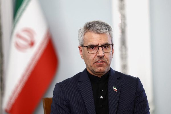 Iran Yasema Strait of Hormuz Haitarudi Kama Zamani, Mvutano Wazidi Kuongezeka