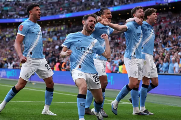 Pep Guardiola Aongoza City Wakiwa na Malengo ya Ubingwa, Everton Wapigania Nafasi za Ulaya