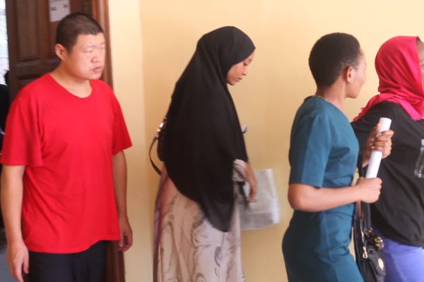Wahukumiwa Jela Kwa Kuuza Chipsi Kuku na Baga Bila Kutoa Risiti za EFD ya TRA