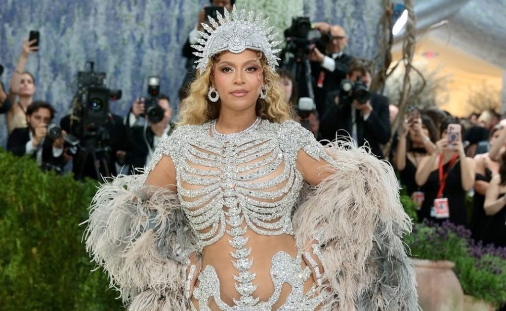 Beyoncé Ang’ara Met Gala Arudi Kwa Kishindo Baada Ya Miaka 10