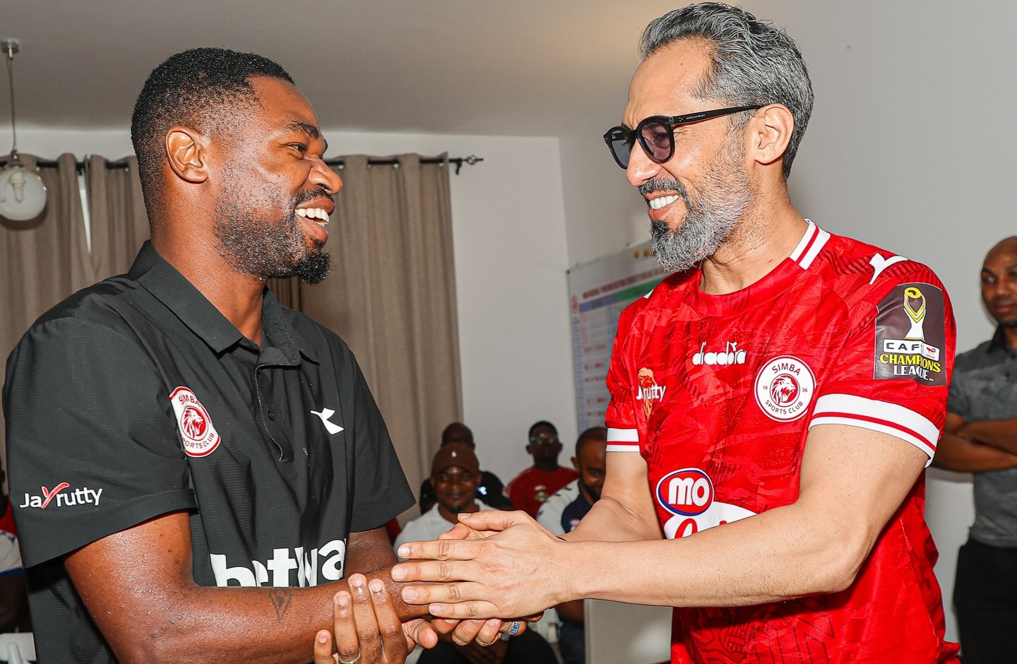 Mo Dewji Akutana na Wachezaji wa Simba Kuwapa Hamasa