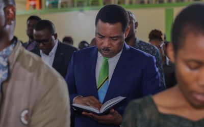 Waziri Mkuu Aungana na Waumini wa KKKT Mkoa wa Singida - Global Publishers
