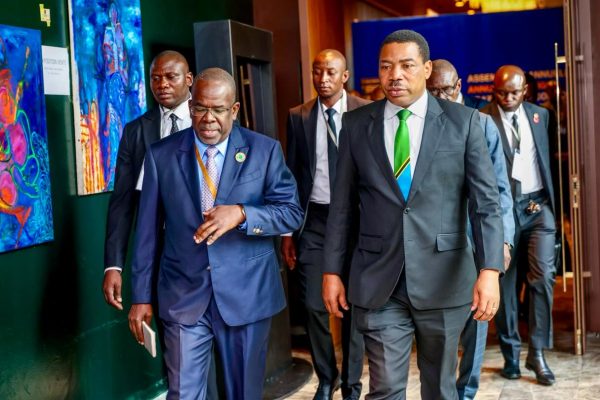 Waziri Mkuu Mwigulu Afanya Mazungumzo na Rais wa AfDB