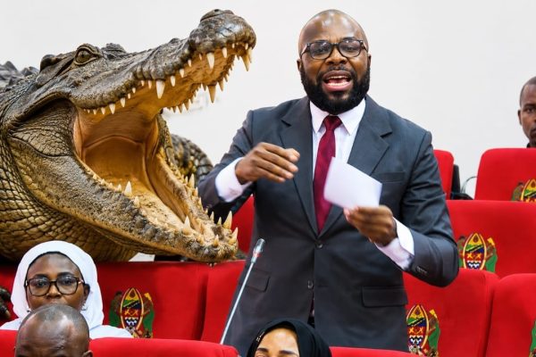 Mbunge Shigongo Aibua Kilio cha Wananchi Wanaoshambuliwa na Mamba – Video