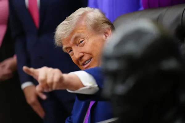 Trump Afikiria Kuifanya Venezuela Kuwa Jimbo la 51 la Marekani