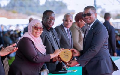 Wafanyakazi wa Nmb Walivyoadhimisha Mei Mosi Njombe, Wapokea Tuzo kama Mdhamini - Global Publishers