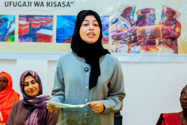 Wajane Kigoma Wanufaika na Mizinga ya Nyuki Kutoka Lalji Foundation