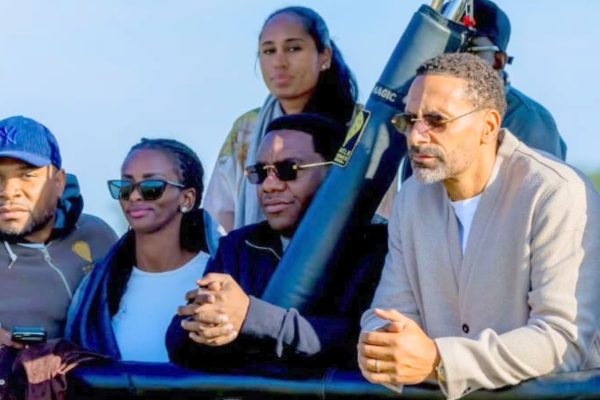 Rio Ferdinand Avutiwa Na Utalii Wa Serengeti, Ajionea Uhamaji Wa Nyumbu Na Simba Kwa Ukaribu