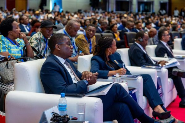 Mgawanyo wa Hisa Nmb Wafungua Mlango Kwa Wawekezaji Wapya