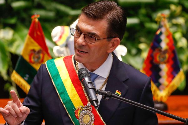 Rais wa Bolivia Atangaza Hali ya Dharura Kufuatia Maandamano na Mzozo wa Kiuchumi