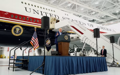 Trump Azindua Air Force One Mpya Kutoka Qatar yenye Muonekano Mpya wa Kifahari -(Picha +Video) - Global Publishers