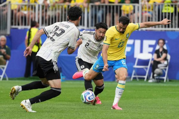 Martinelli Aizamisha Japan Dakika ya Mwisho, Brazil Yasonga 16 Bora Kombe la Dunia