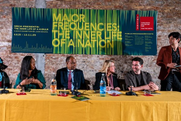 Tanzania Yarudi Kwenye Jukwaa Kubwa Zaidi la Sanaa Duniani na Kuvuta Hisia za Watazamaji wa Kimataifa