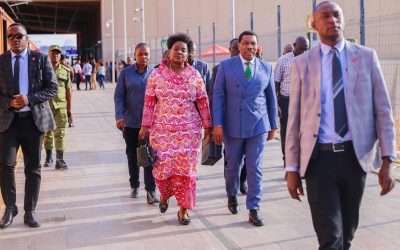 Waziri Mkuu Mwigulu Nchemba Asafiri kwa SGR Kutoka Dodoma hadi Dar – Picha - Global Publishers