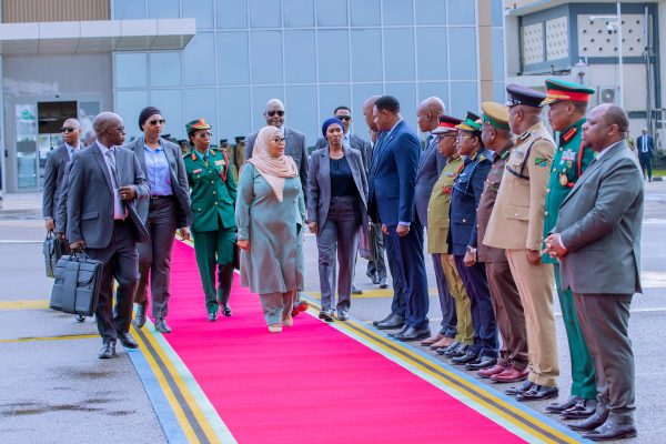 Rais Samia Aelekea Urusi Kwa Ziara ya Siku Tatu, Kufungua Fursa Mpya za Uwekezaji