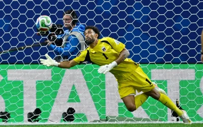 Vozinha Awa Gumzo Cape Verde Ikifuzu Hatua ya 32 Bora World Cup - Global Publishers