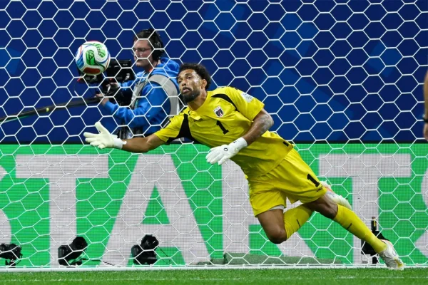 Vozinha Awa Gumzo Cape Verde Ikifuzu Hatua ya 32 Bora World Cup