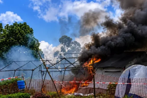 Hospitali ya Ebola Yateketezwa Baada ya Kisa cha Kijana Kufariki