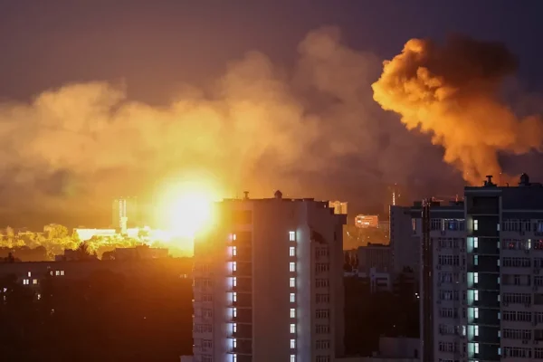Kyiv Yakumbwa na Mashambulizi Makubwa, Zelensky Aililia Marekani
