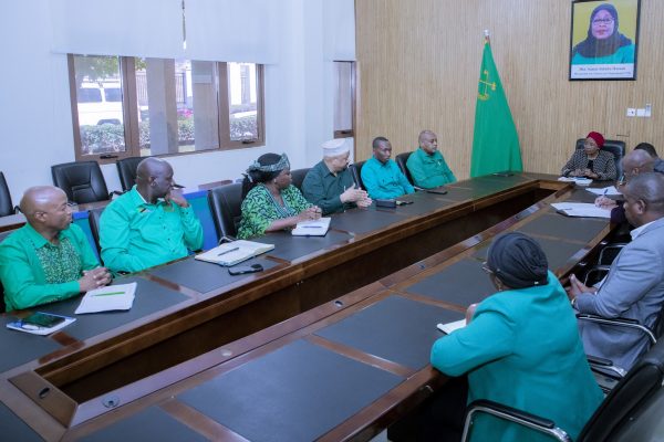 Dkt. Asha-Rose Migiro Azungumza na Wabunge Wa EALA Nchini