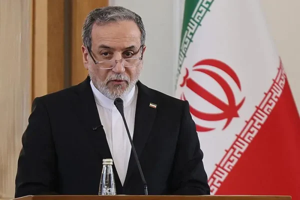 Iran Yajibu Pendekezo la Trump la Ushuru Hormuz “Asilimia 20 Ni Kubwa, Tutatoza Nafuu Zaidi”