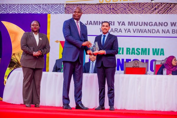 GF Trucks Yaibuka Kinara Sabasaba, Yatwaa Tuzo ya Banda Bora Tena