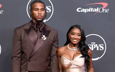 Malkia wa Olimpiki Simone Biles Aangaza ESPY kwa Gauni la Kipekee - Global Publishers