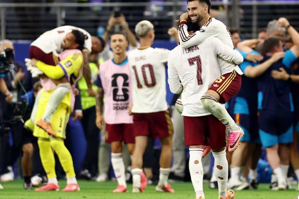 Hispania Yatinga Fainali ya Kombe la Dunia kwa Kuifunga Ufaransa 2-0