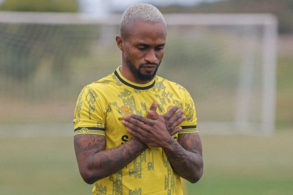 JKT Watoa Pole kwa Pacome Baada ya Kuumia Uwanjani