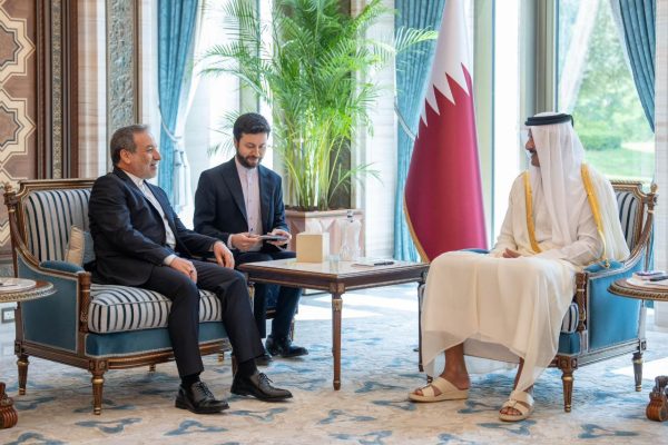 Waziri wa Mambo ya Nje wa Qatar Akutana na Araqchi Tehran