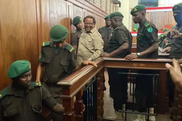 Kesi ya Uhaini ya Tundu Lissu Yaahirishwa Baada ya Shahidi wa 18 Kupata Dharura ya Kiafya – Video
