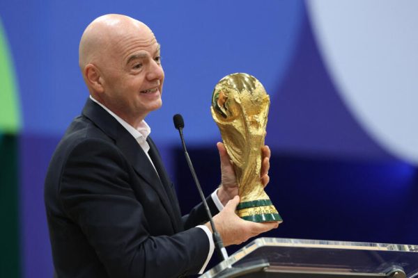 Pigo kwa Infantino! FIFA Yafuta Mpango Tata wa Kuuza Hisa za Mashindano