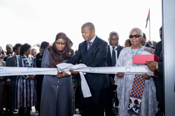 Rais Samia na Rais Lourenço wa Angola wazindua Hospitali ya Julius Nyerere