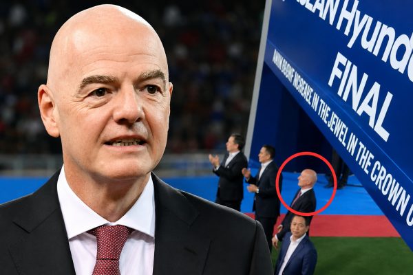 UEFA Yaandaa Kesi ya Jinai Dhidi ya Infantino, Mashabiki Wamlipua
