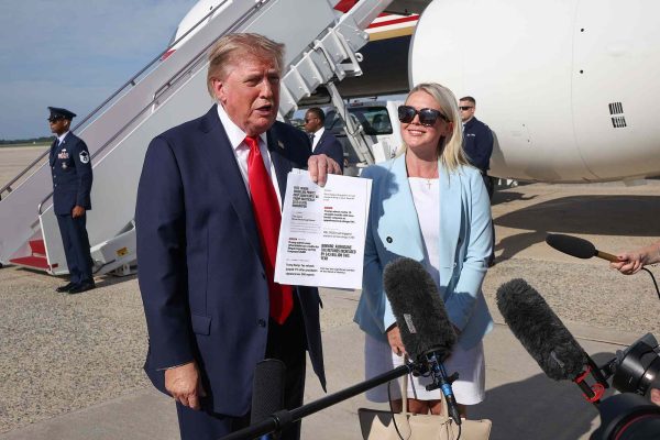 Karoline Leavitt Afichua Kazi Yake Mpya Baada ya Kujiuzulu White House