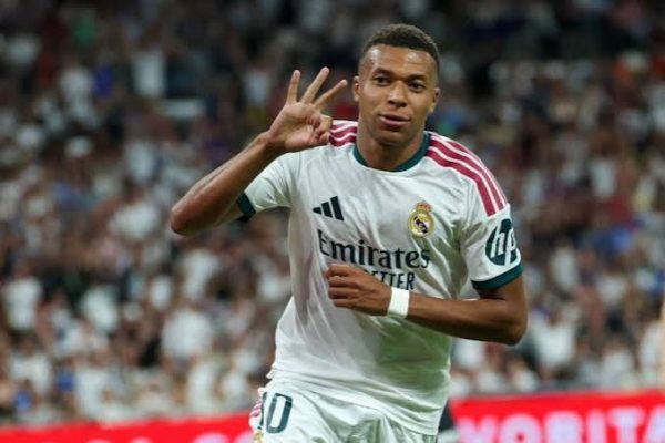 Mbappe Apiga Hat Trick Madrid Ikiibuka na Ushindi Mnono Dhidi ya Sociedad