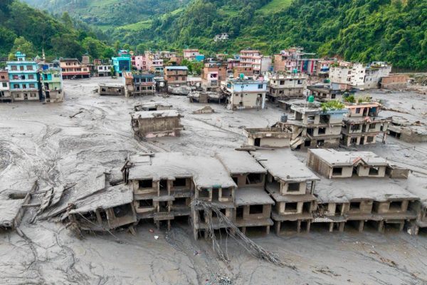 Mafuriko Yaua Watu 100 Nepal, Zaidi ya 1500 Hawajulikani Walipo