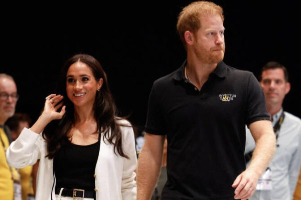 Prince Harry na Meghan Warejea Uingereza, Watoto Wao Wajiunga na Shule za Uingereza