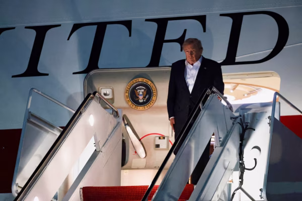 Trump Afichua Siri ya Kubadilisha Ndege Baada ya Tishio la Kuuawa Uturuki