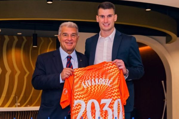 Barcelona Yamsajili Livaković kwa Mkataba wa Miaka Minne