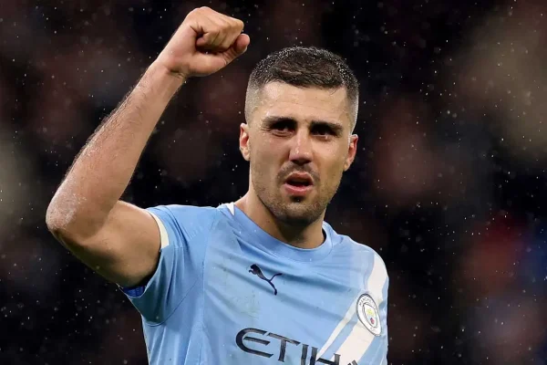 Barcelona Yamvamia Rodri, Real Madrid Yajitoa, City Yakataa Ofa ya Bilioni 137
