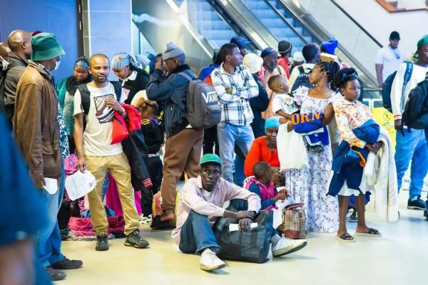 Watanzania 173 Warejea Nchini kwa Hiari Kutoka Afrika Kusini