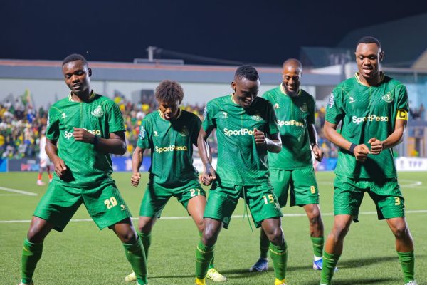 Yanga Yaendeleza Moto! Coastal Union Yapigwa 4-1 KMC Complex, Mwenge